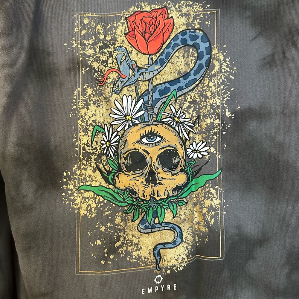 Women’s Oversized Empyre Hoodie Size Medium